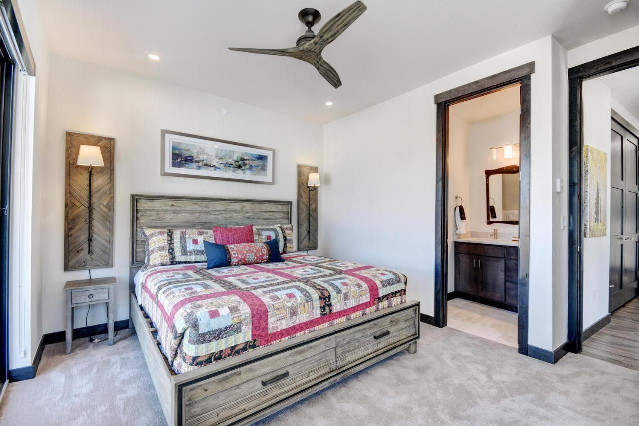 Riverside Luxury Villa: Hot Tub, Views & Activity Perks Winter Park Exterior photo